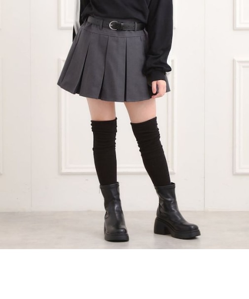 ベルト付きプリーツスカート