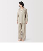 婦人　脇に縫い目のない　二重ガーゼ長袖パジャマ