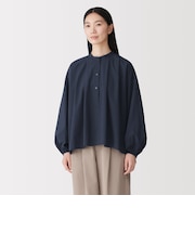 婦人　まっすぐ仕立てたブラウス