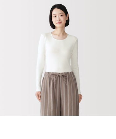 婦人　あったか綿　クルーネック長袖Ｔシャツ