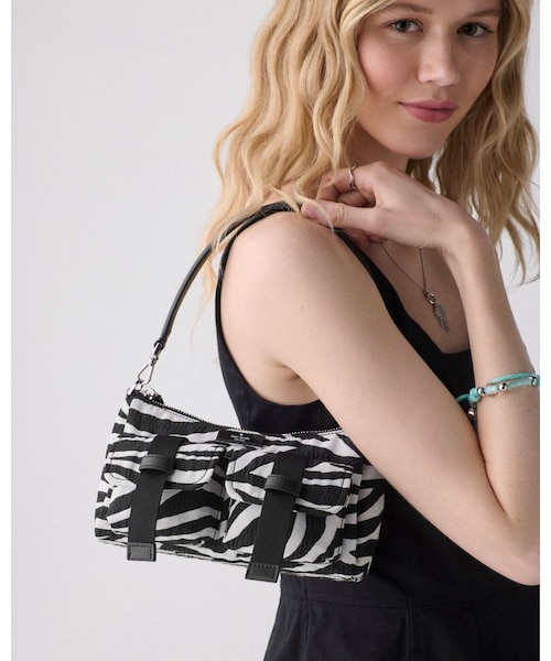 ピンチ スモール クロスボディ kate spade new york kate spade new york｜【公式】ピンチ スモール クロスボディ