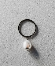 Pearl Swing Ring
