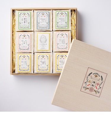 AKOMEYA TOKYO/ 令和7年産 お米9品種食べ比べセット 謹製桐箱入り