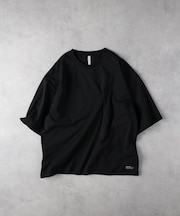 PLUS ONE(プラスワン)【メンズ】裾ワンポイントロゴ半袖Tシャツ
