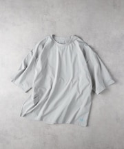PLUS ONE(プラスワン)【メンズ】裾ワンポイントロゴ半袖Tシャツ