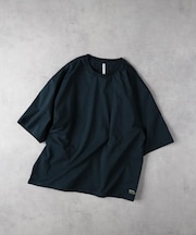 PLUS ONE(プラスワン)【メンズ】裾ワンポイントロゴ半袖Tシャツ