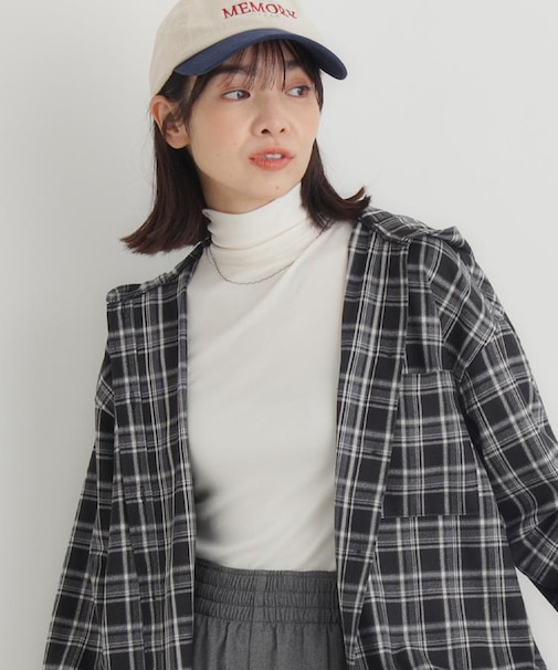 HONEYSUCKLE ROSE(ハニーサックルローズ)【レディース】調温ハイネック長袖Tシャツ