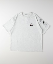 《体型カバー》ネコ袖刺繍Tシャツ