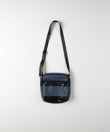 コンビスクエアショルダバッグ