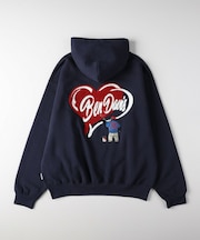BEN DAVIS ハートサガラ刺繍パーカー