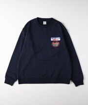 刺繍風ワッペンクルーネックスウェット
