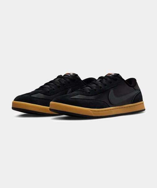 NIKE SB FC CLASSIC