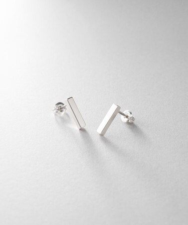 シルバー レクタングル スタッドピアス