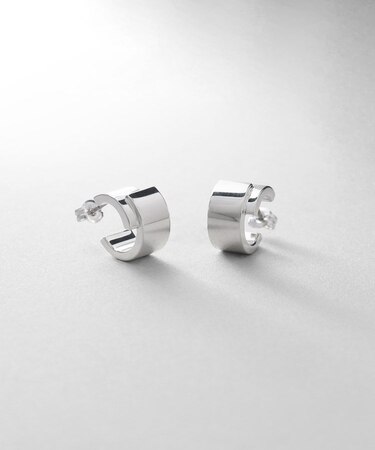 シルバー スモールフープ スライドプレートピアス