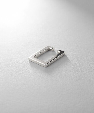 シルバー レクタングルイヤーカフ