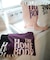 HOMEBODYグラフィックTシャツ