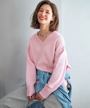 カシミヤブレンド Vネックニット
