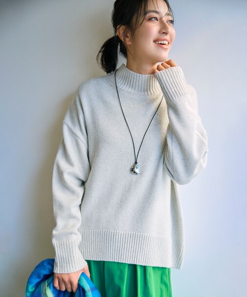 カシミヤブレンド ハイネックニット