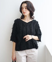 【一部店舗限定】フリンジニット Vネック