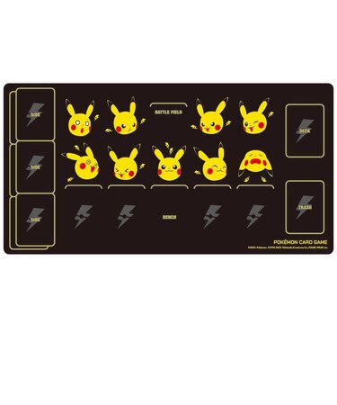 ポケモン　カードゲーム ラバープレイマット ピカチュウとかみなり ﾎﾟｹｶﾗﾊﾞｰPﾏｯﾄﾋﾟｶﾁｭｳﾄｶ