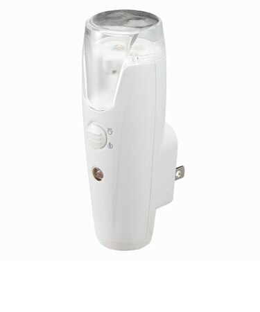 ヤザワ　充電式LEDｾﾝｻｰﾅｲﾄﾗｲﾄﾎﾜｲﾄ ﾎﾜｲﾄ NCSN02WH