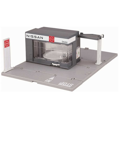 タカラトミー　トミカタウン NISSANカーディーラー(トミカ付き) ﾄﾐｶﾀｳﾝNISSANｶｰﾃﾞｨｰﾗｰ