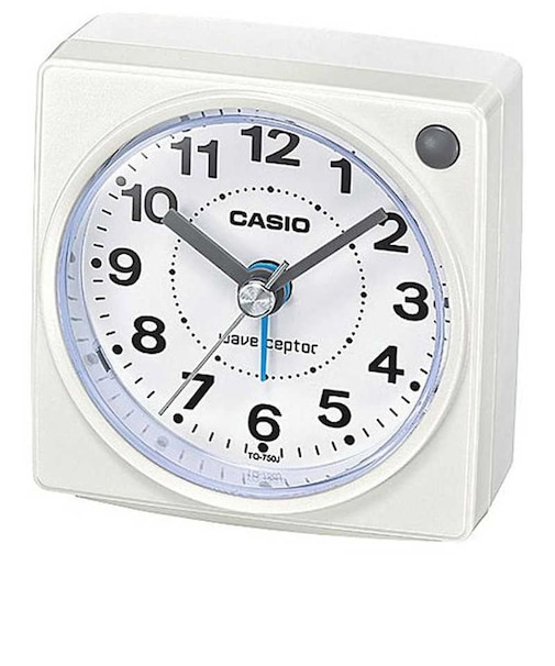 カシオ　目覚まし時計 アナログ 電波自動受信機能有 ウェーブセプター ホワイト TQ750J7JF