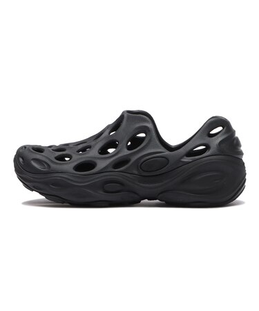 J006031 HYDRO NEXT GEN MOC TRIPLE BLACK 679341-0001