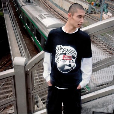 VN000NX7BLK HYOTTOKO TEE BLACK 678122-0001