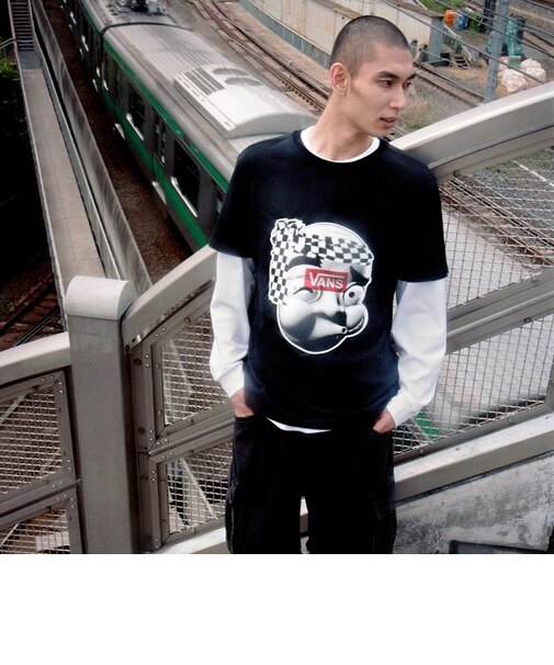 VN000NX7BLK HYOTTOKO TEE BLACK 678122-0001