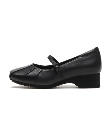 HW30147　HC KYLA 4　BLACK　681239-0001