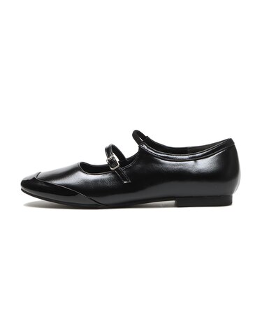 W7054　2BELT TOE CAP FLAT　BLACK　682250-0001