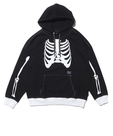 VN000KQ7BLK　SKELETON GFX HOODIE　BLACK　688286-0001