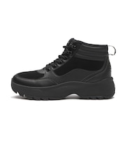 V2565　WOMBAT HI　BLACK/BLACK　685742-0001