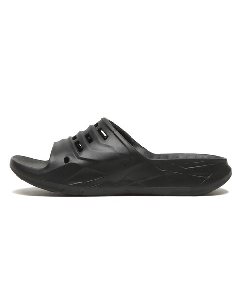 T1164651　M APRETRAIL SLIDE　BLK　692770-0001