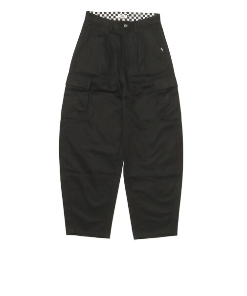 125K3143100　W curvy cargo pants　BLACK　701883-0003