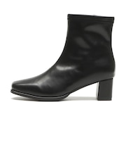 W3057　BIT SHORT BOOTS 5　BLACK　697336-0001