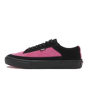 V102CF NN　RATT　BLACK/PINK　697430-0001