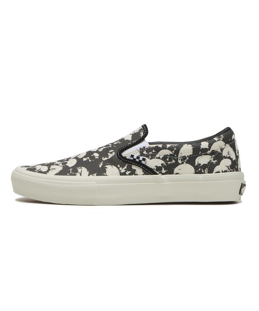 VN000EG59X1　SKATE SLIP-ON　S.PILE BK/WT/G　699479-0001