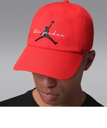 IF8483 U J FLT SCRPT CAP 673CHLE R/BLACK 708440-0002