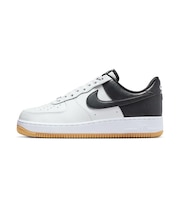 MIB6847　AIR FORCE 1 '07 LV8　100SMTWHT/BLAC　707366-0001