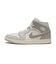 WIB7010　W AIR JORDAN 1 MID SE　001LTIROR/ENGST　707430-0001