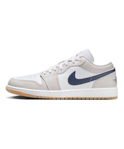 M553558B　AIR JORDAN 1 LOW　146WHT/MNNAVY　626118-0025