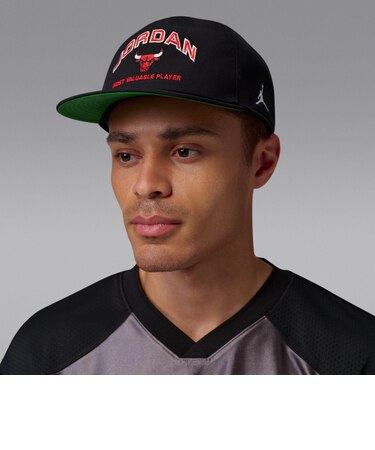IF3514　U J BULLS CAP　010BLACK/WHITE　712985-0001