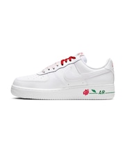 WIF0498　W AIR FORCE 1 '07 SE　100WHITE/WHITE　712707-0001