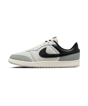 MIM2055　AIR JORDAN SKYLINE LOW　101SMTWHT/BLAC　707339-0003