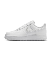 WIU7557　W AIR FORCE 1 '07　100WHITE/WHITE　712750-0001