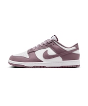 MDV0833　DUNK LOW RETRO BTTYS　112WHT/TAUPGY　638380-0018