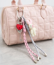 コードマルチチャーム