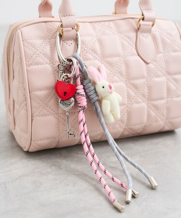 コードマルチチャーム